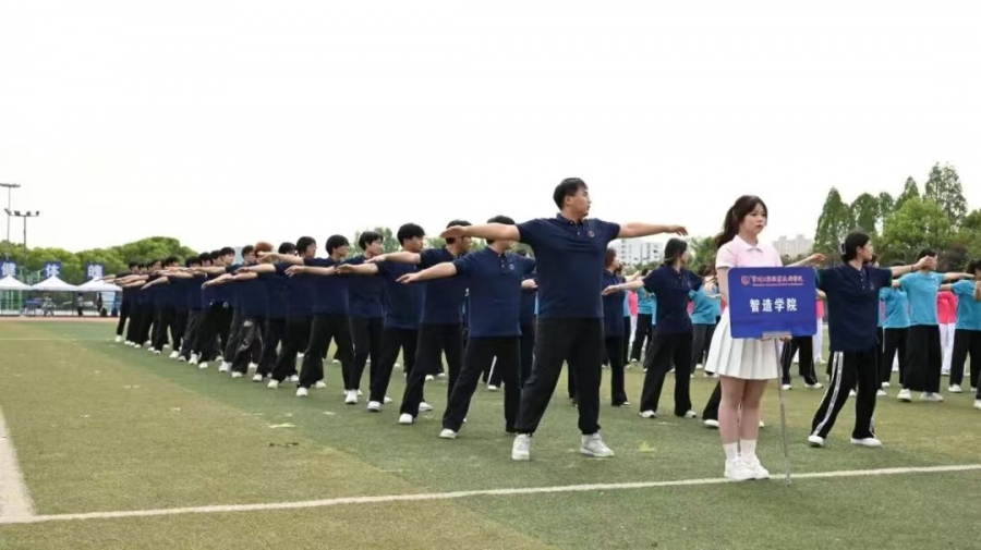 8a7626ef44a4cb306f1e61f25cacc60.jpg