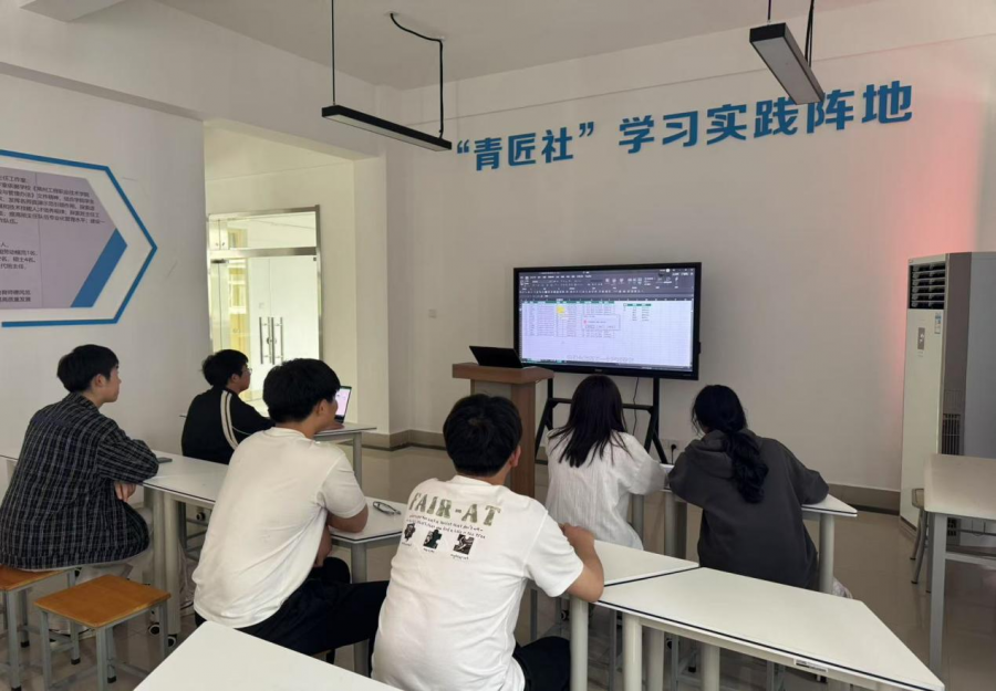 以诚信为帆，助青春远航——智造学院五月诚信主题教育活动圆满落幕
