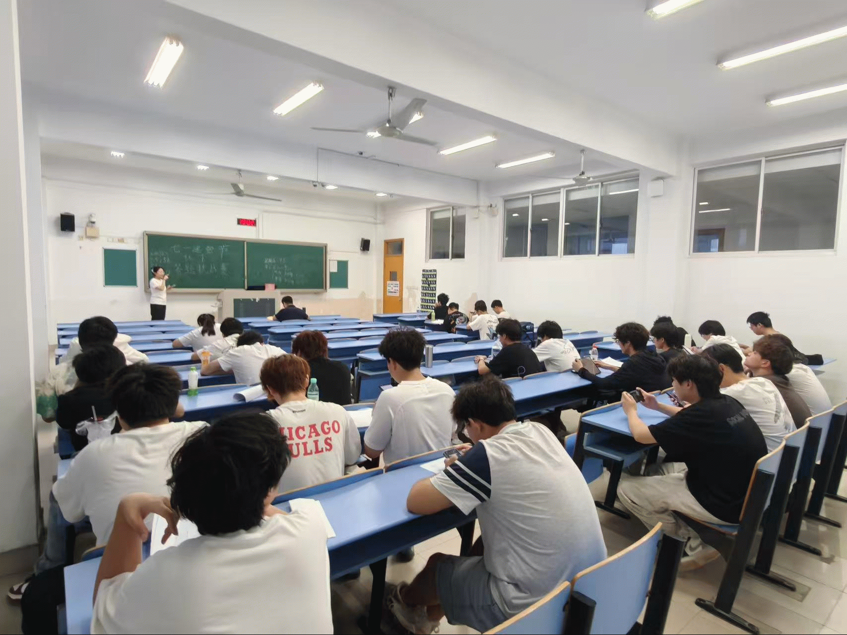 图片2.png 图片2.png