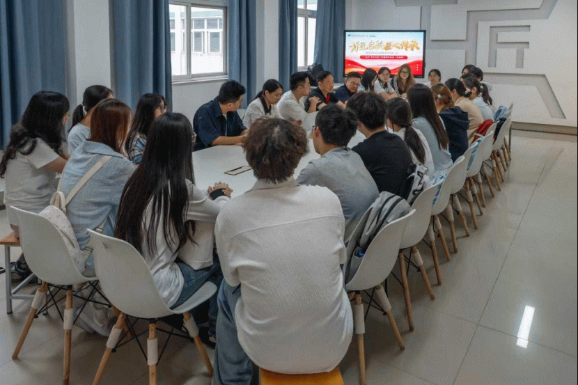 匠心赋能成长 深耕技能未来——智造学院开展“大师面对面”座谈交流活动